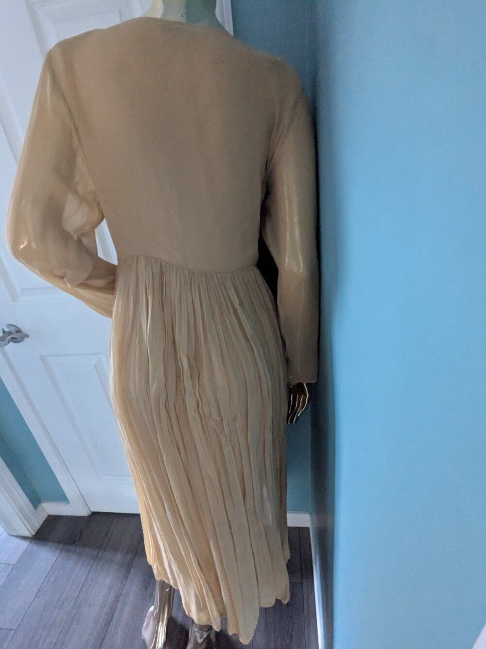 Vintage Paris Style Dress - Picture 5 of 12